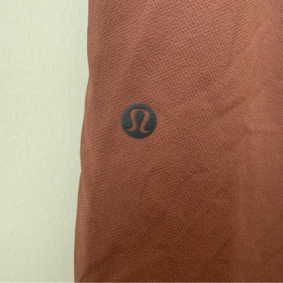 Lululemon License to Train Linerless Shorts 7” Men’s Size Large - Picture 3 of 7